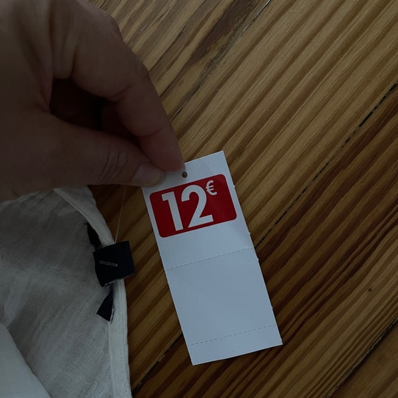 White cotton summer dress, Kiabi French brand, feminine, beach vibes,Santorini✈️ - Picture 11 of 13